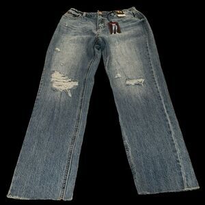 Women's No Boundaries Distressed Jeans - 9 - No Hem NWT Slim Straight High Rise